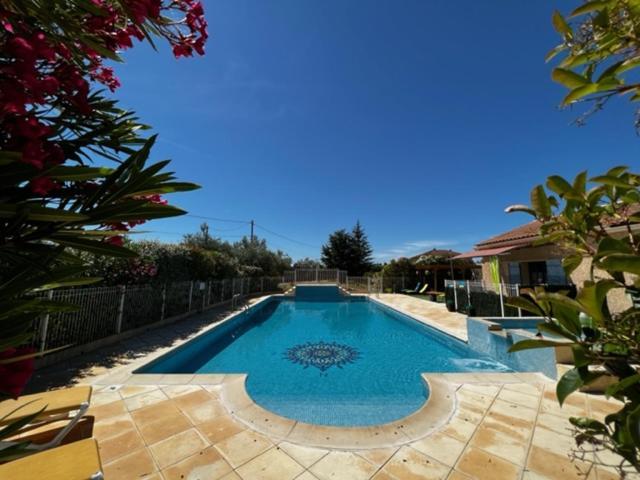 Gite Les Feuilles De Chene Villa Carpentras Exterior foto