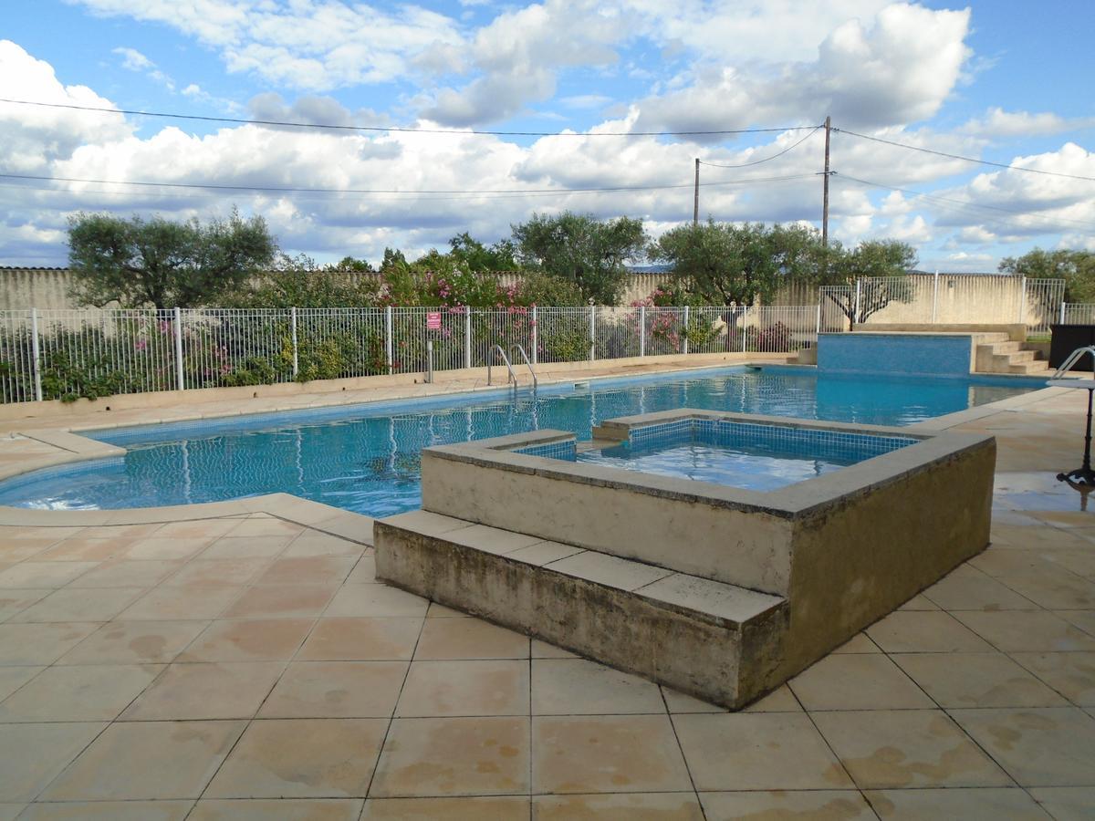 Gite Les Feuilles De Chene Villa Carpentras Exterior foto